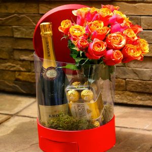 Hot Box: lina Rose & champagne